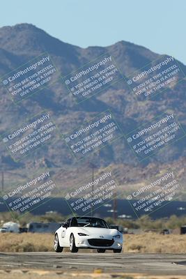 media/Nov-23-2025-Speed Ventures (Sun) [[88f20b6e61]]/6-Yellow Group/Session 1 (Turns 16 and 17 Exit)/